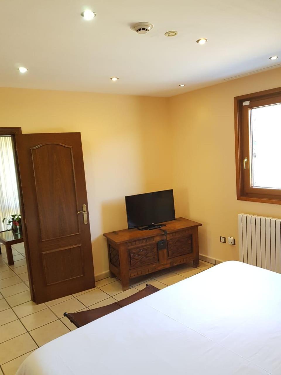 בישסארי Hotel Parador De Canolich - Only Adults חדר תמונה